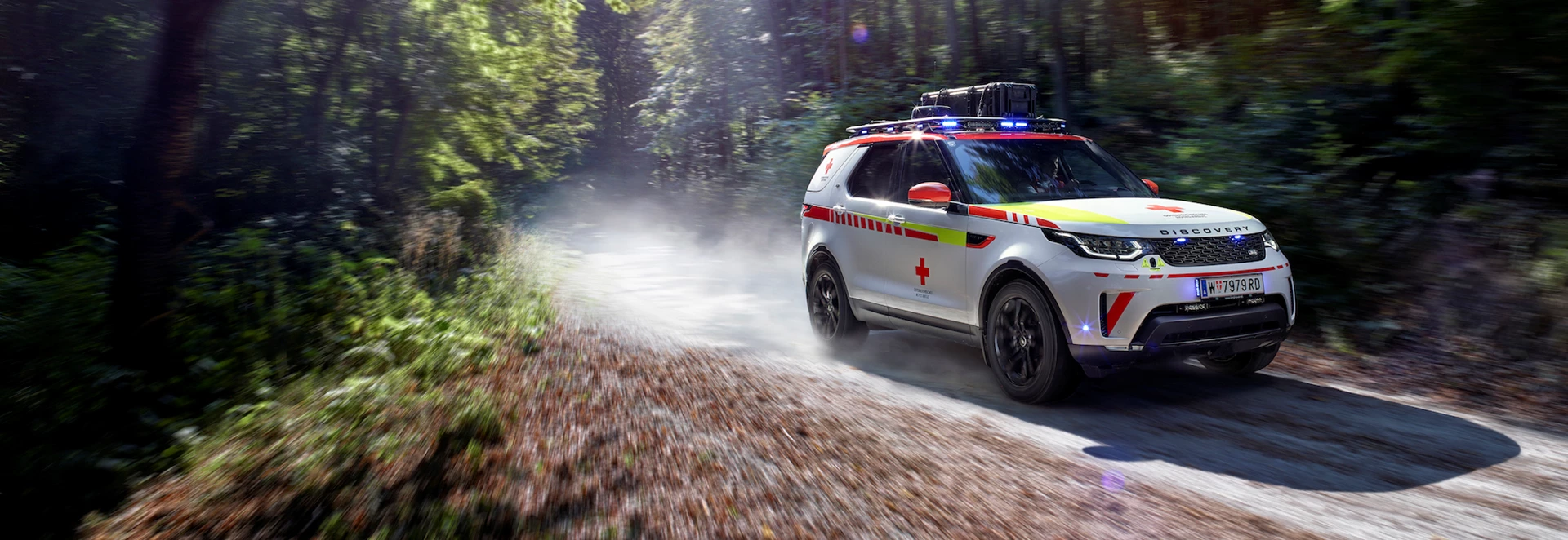 Land Rover Discovery added to Red Cross Emergency Fleet